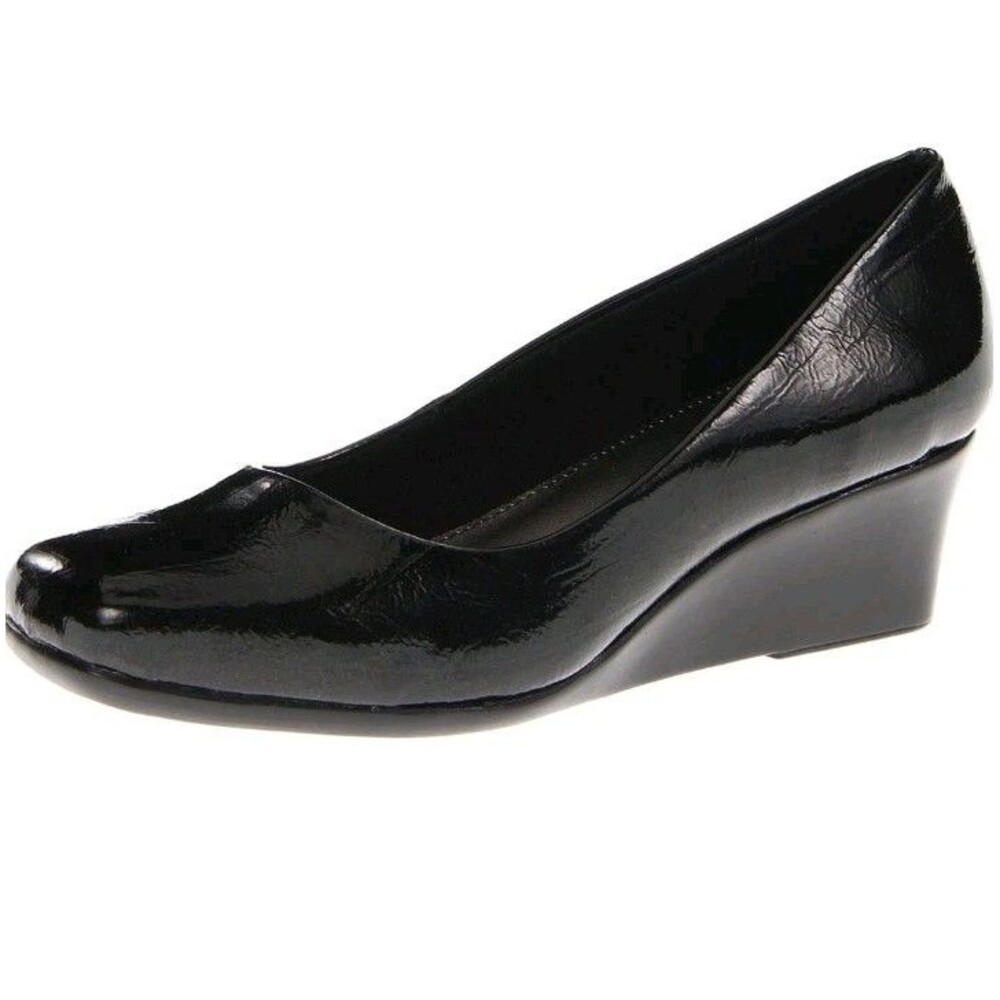 NEW Size 11  Life Stride Comfort Garam Vegan Faux Leather Shiny Black Wedge Pump
